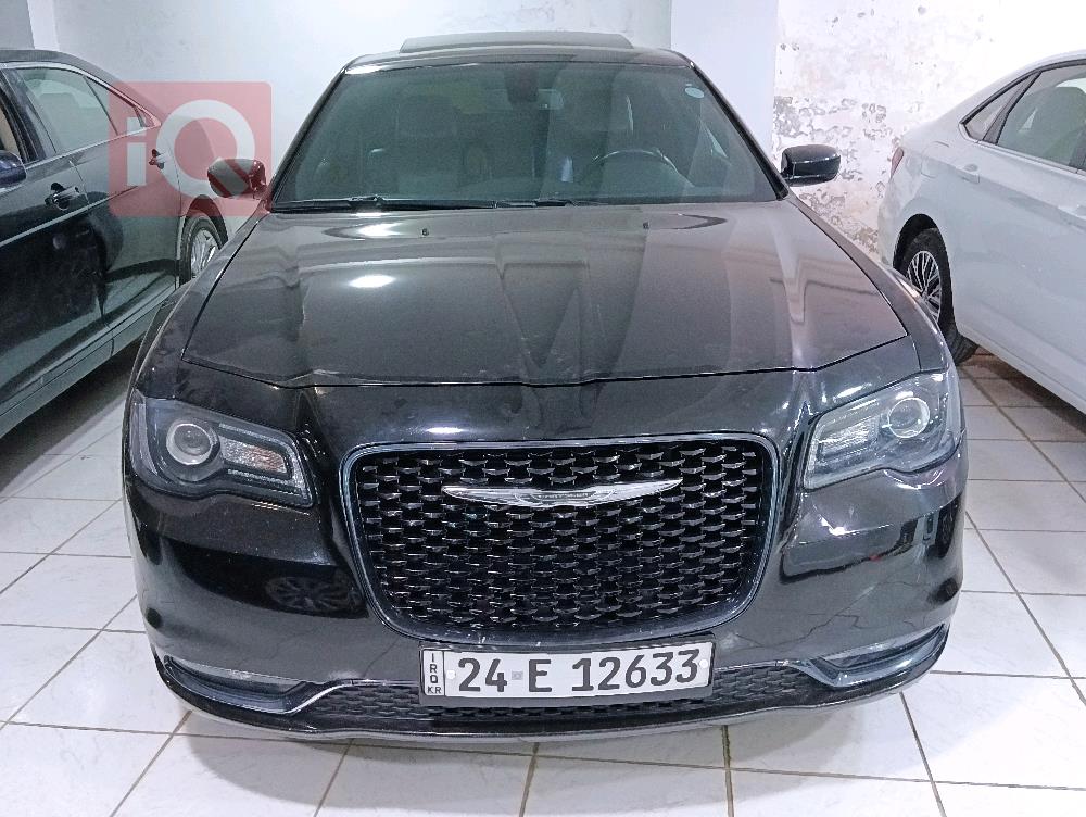 كرايسلر 300